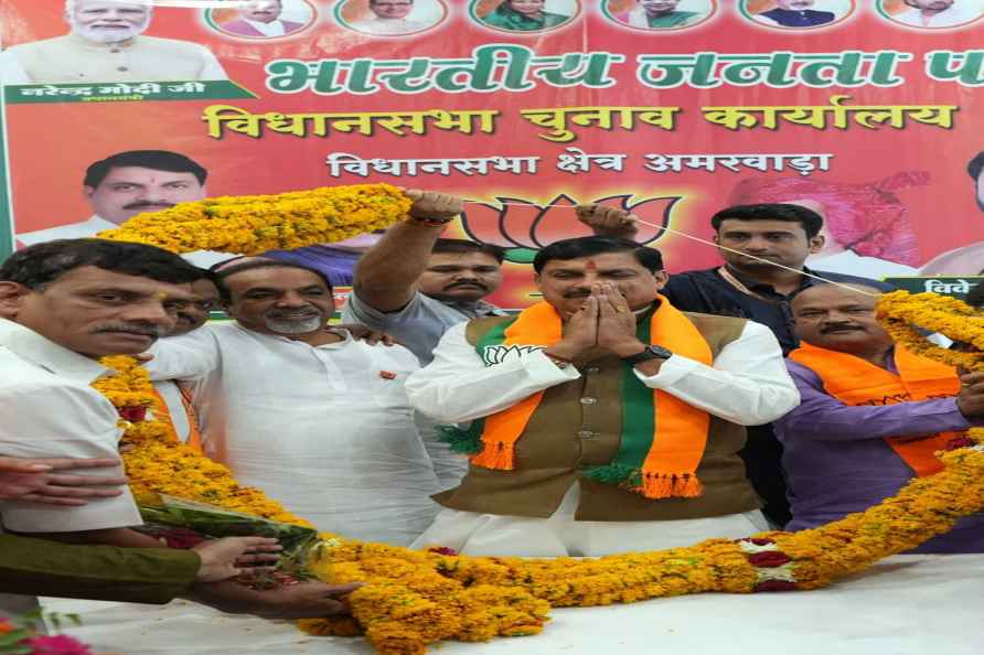 Mohan Yadav campaigns for Amarwara bypoll