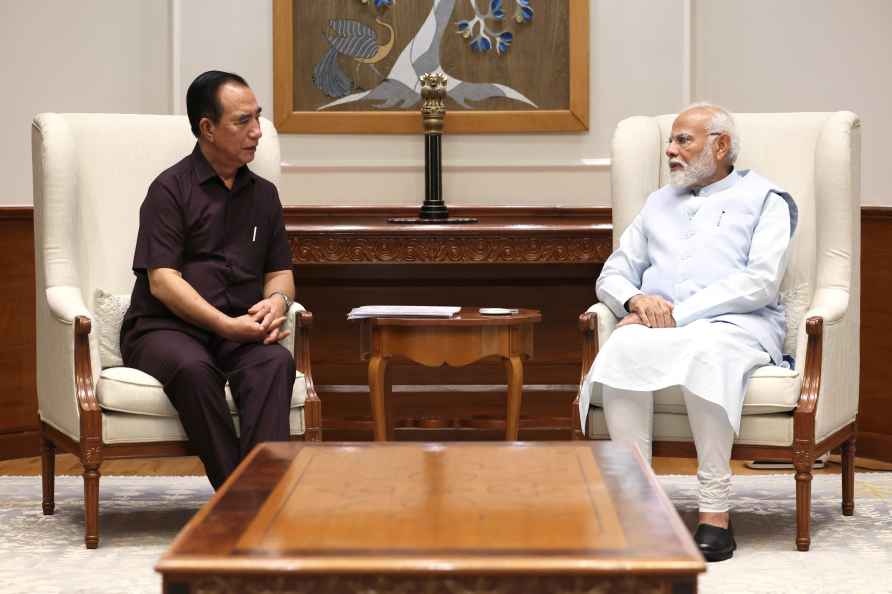 Mizoram CM Lalduhoma meets PM Modi