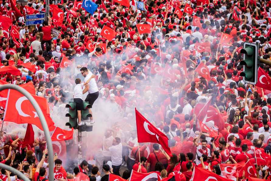 Turkey's fans gather for a fan meeting