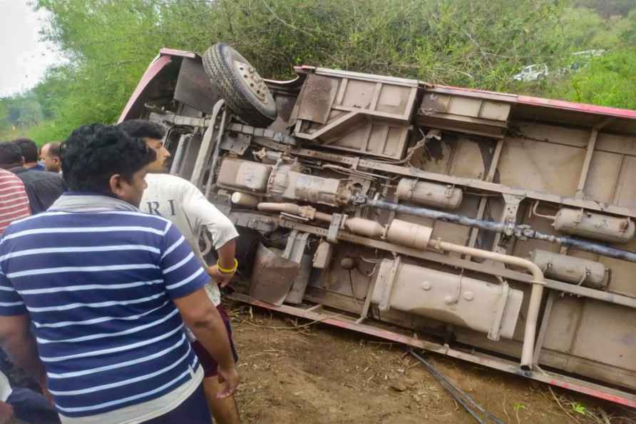 School students injured in bus accident