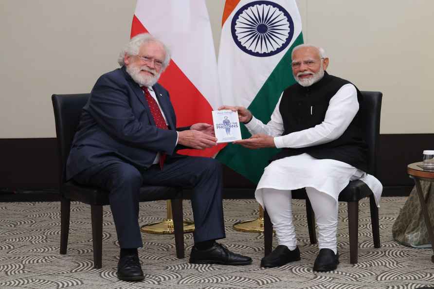 Modi, Anton Zeilinger meet