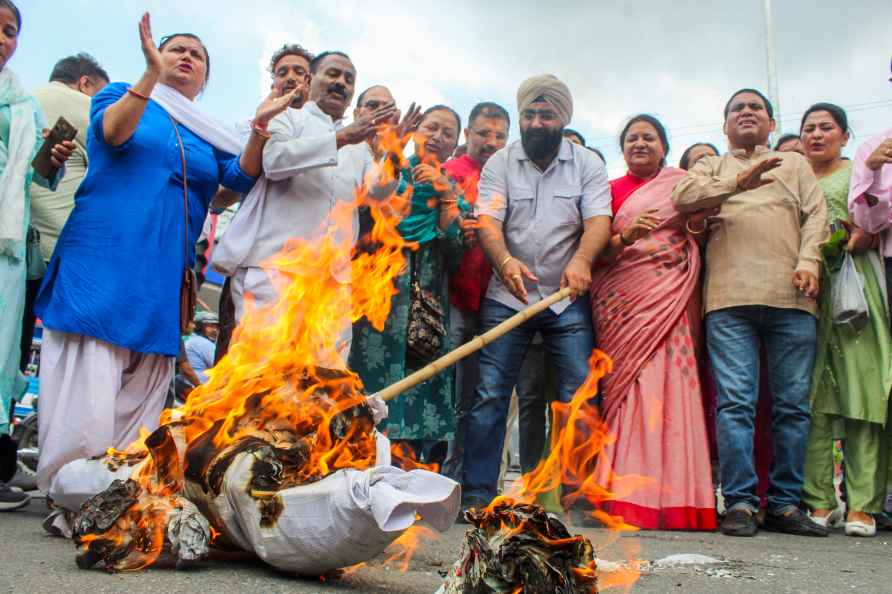 Protest against Delhi's Kedarnath Temple construction