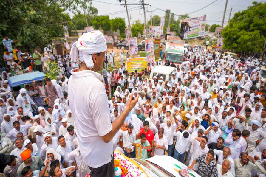 Deependra Hooda at 'Haryana Mange Hisaab' campaign