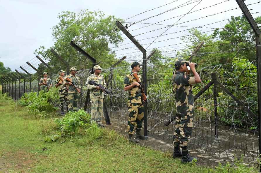 BSF patrolling at Ind-Bangladesh border