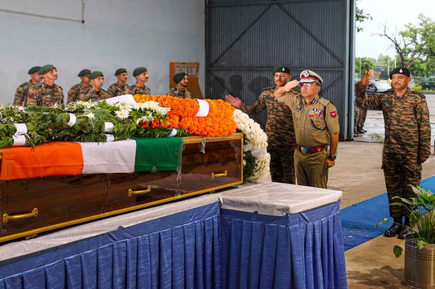 Tribute to martyr captain Deepak Singh in JK