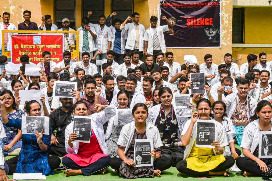 Doctors' protest in Solapur