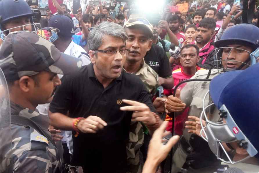 Mohun Bagan, East Bengal protest in Kolkata