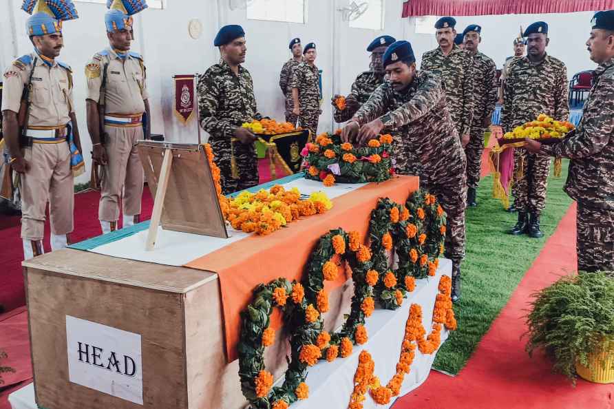 Wreath-laying ceremony of soldier killed in terrorist attack