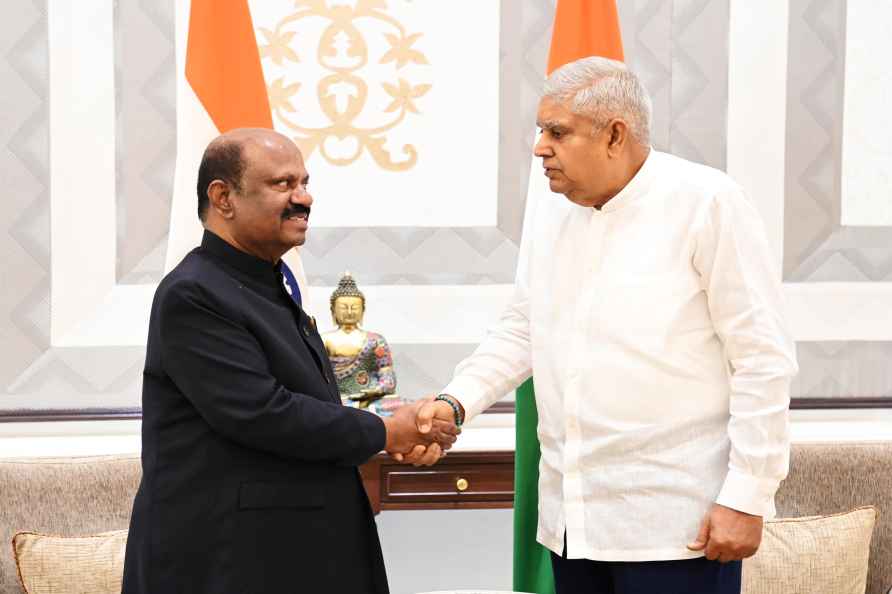 Vice President meets WB Governor