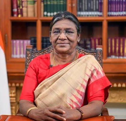 Students must use knowledge to help underprivileged sections: President Murmu