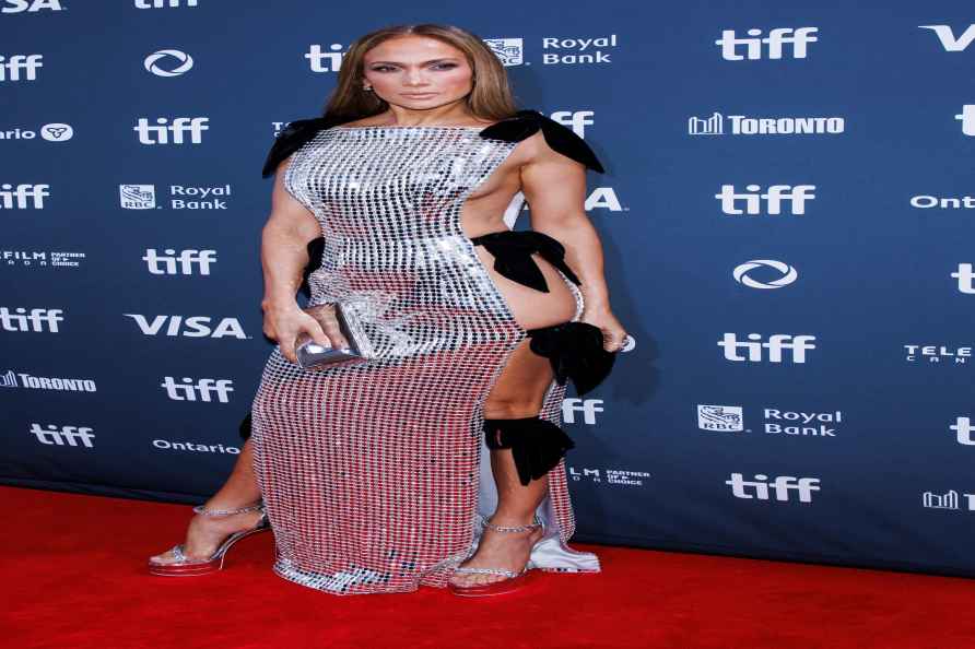 Jennifer Lopez attends the premiere of 