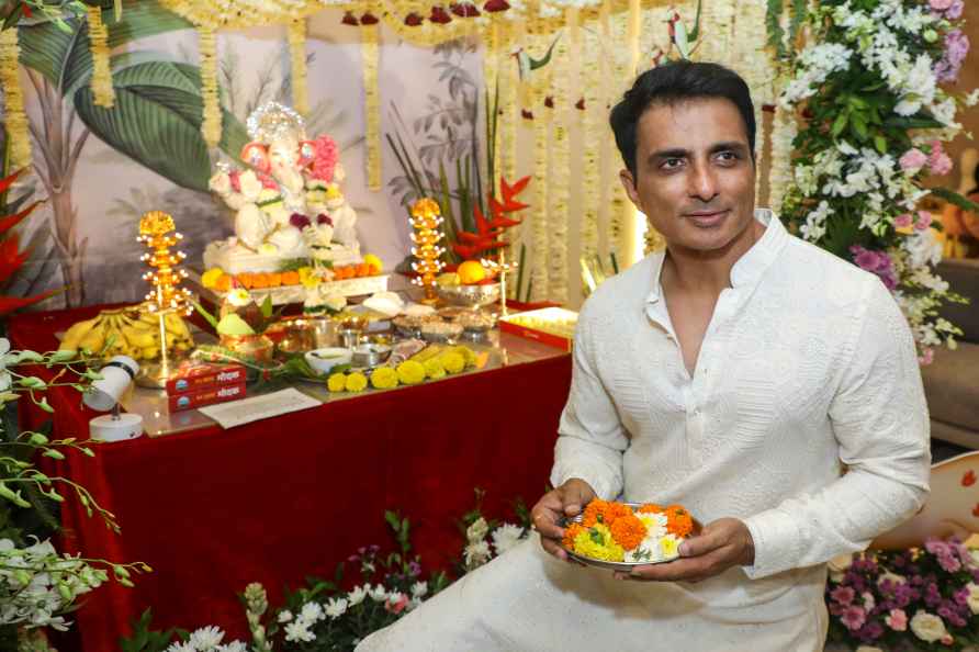 Sonu Sood celebrates Ganesh Chaturthi