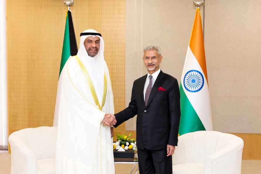 Jaishankar meets Kuwait's Foreign Minister