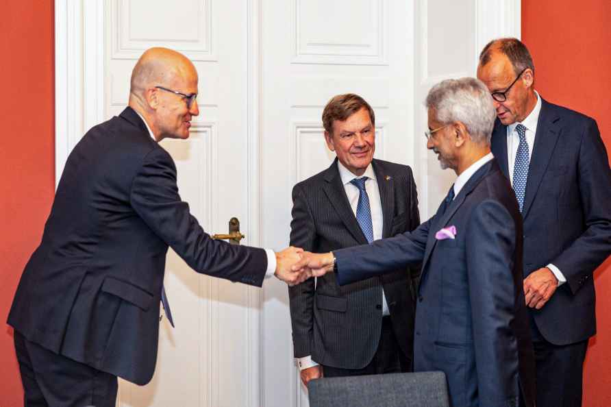 S Jaishankar meets CDU leader