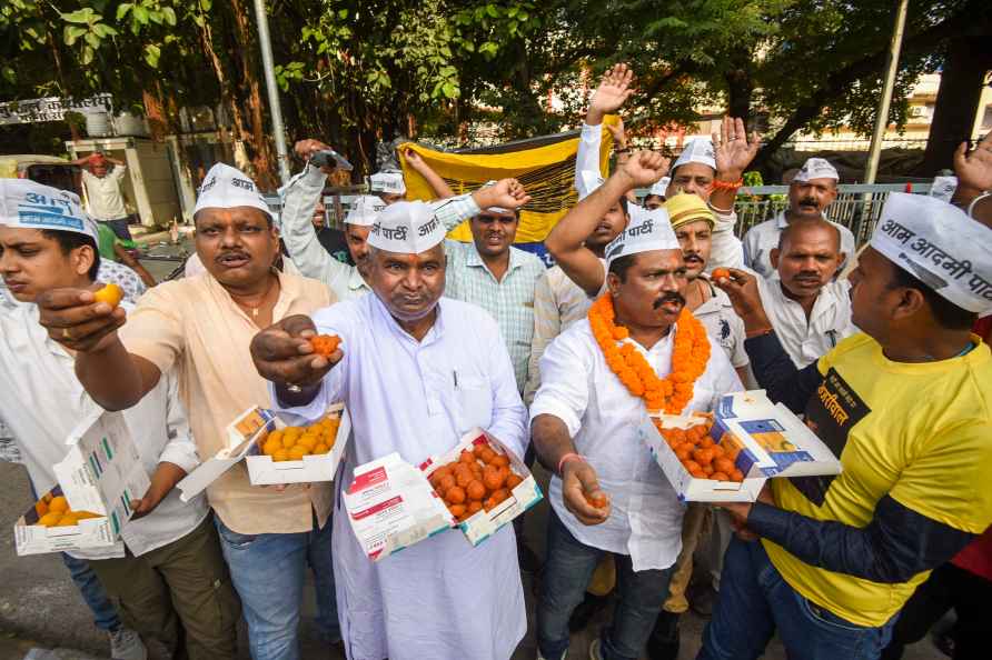 Celebration after Kejriwal gets bail