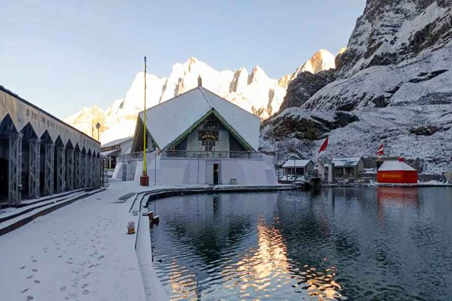 Snowfall at Shri Hemkund Sahib Gurudwara