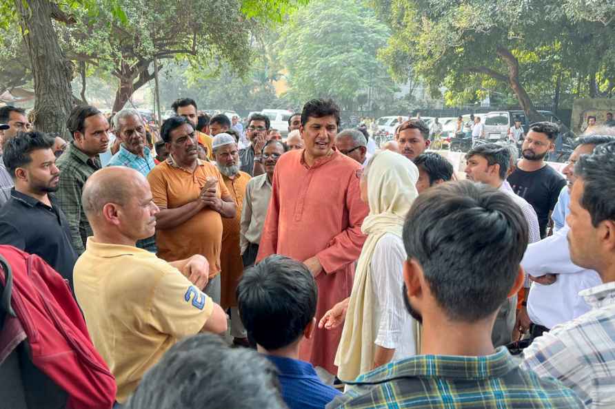 Saurabh Bharadwaj visits Chirag Delhi