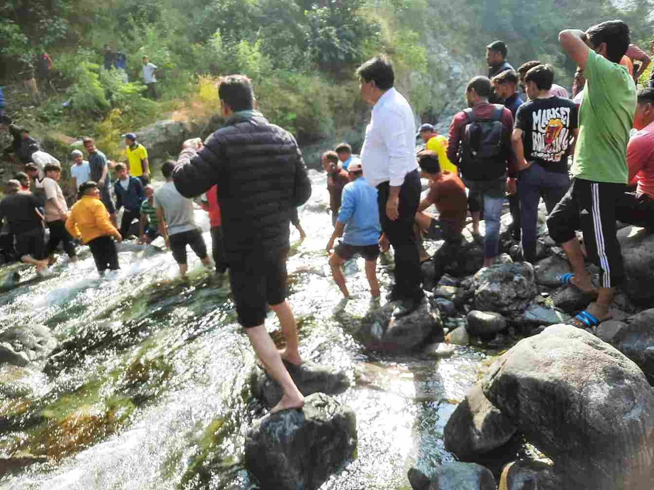 ﻿36 killed after bus plunges into gorge in Uttarakhand's Almora