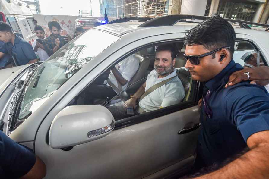 Rahul Gandhi leaves for Rae Bareli