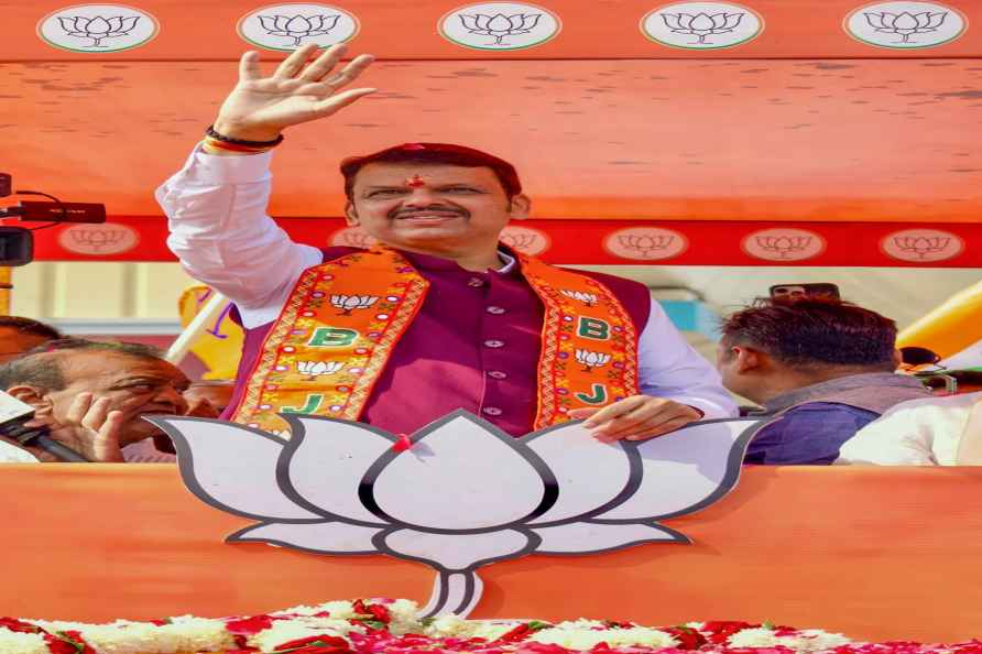 Maha polls: Devendra Fadnavis campaigns