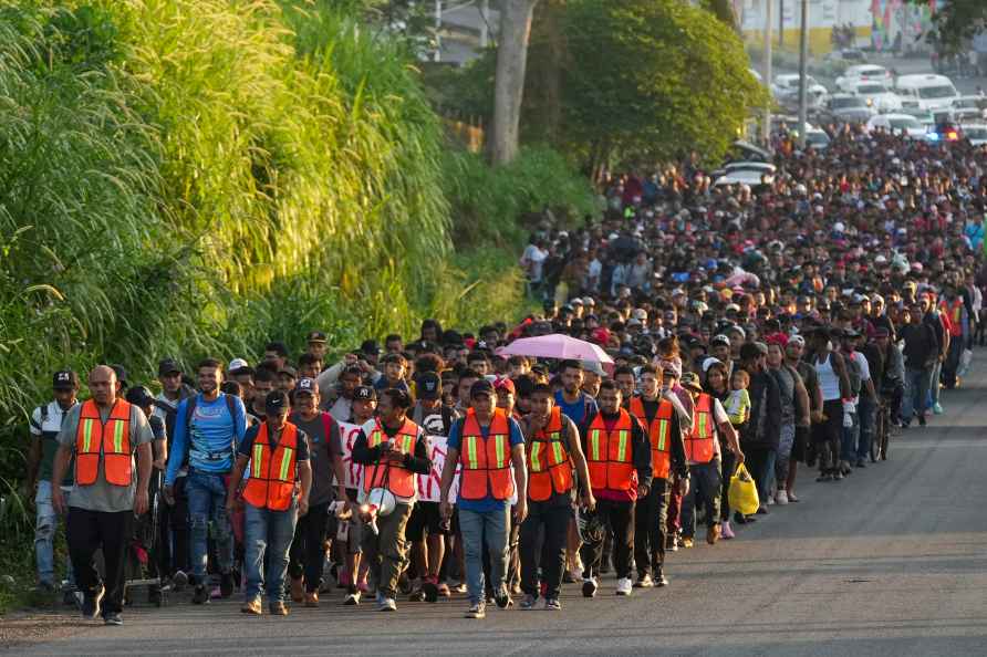 Migrants depart Tapachula, Mexico