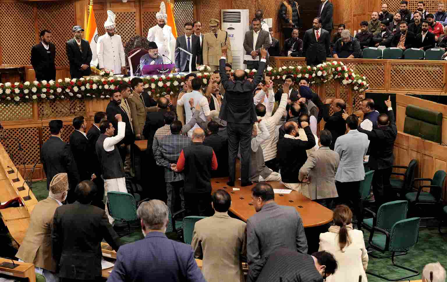 Amid uproar over resolution on Article 370, J&K Assembly adjourned till Thursday 