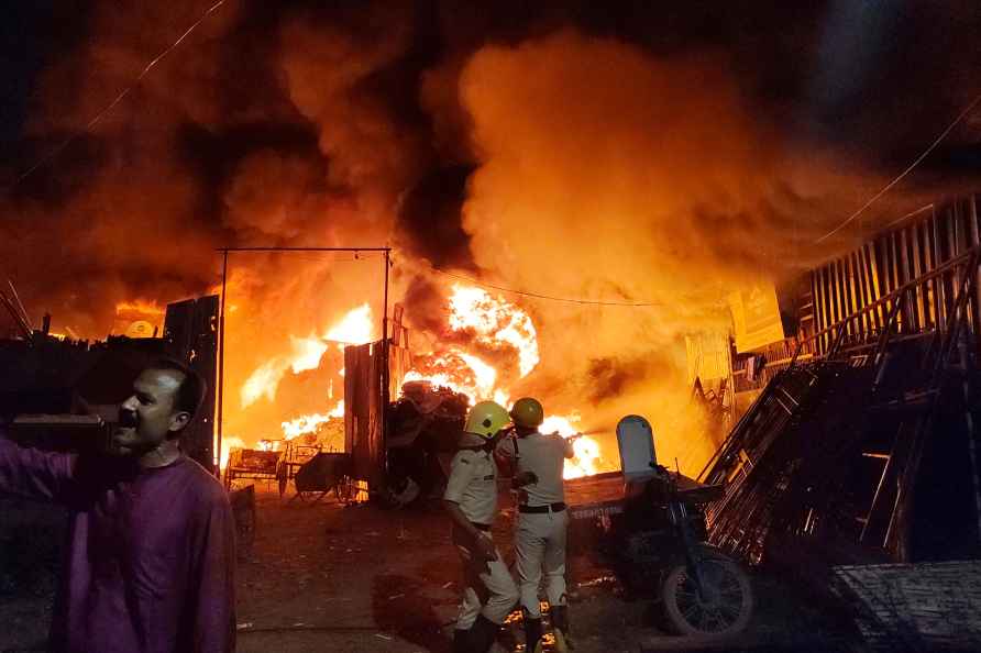 Fire breaks out at warehouse in Patna