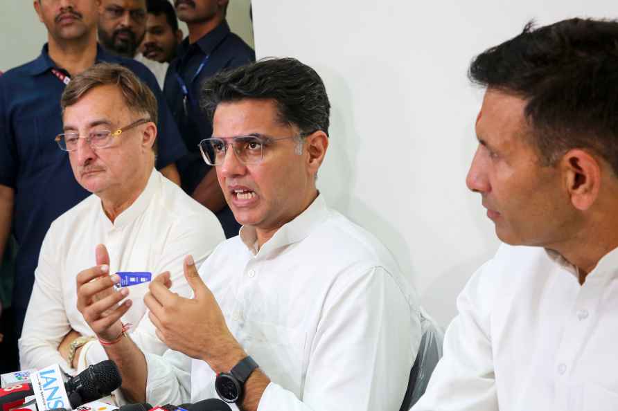 Bhopal: Congress leader Sachin Pilot with Rajya Sabha MP Vivek Tankha...