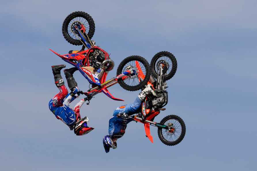 Freestyle motocross show