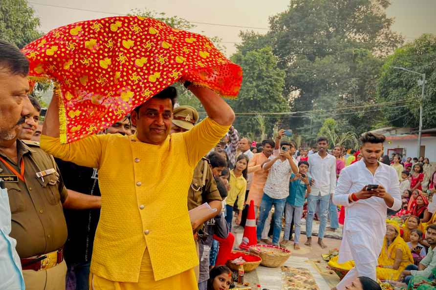 Ravi Kishan during Chhath Puja