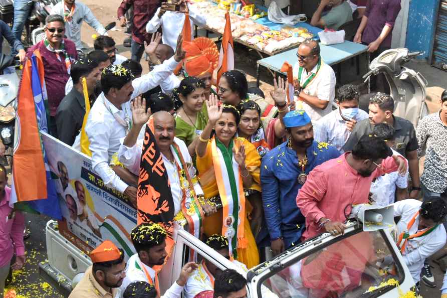 Supriya Sule campaigns for Maharashtra polls