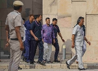 SC releases CM Kejriwal on interim bail till June 1
