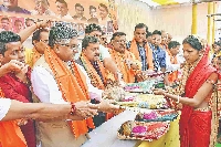 BJP MP  Ravi Shankar Prasad distributes Chhath Puja essentials to underprivileged in Patna