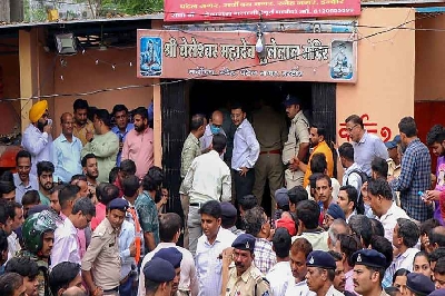 Stepwell collapses in Indore temple, seven rescued