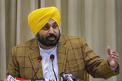 Punjab CM hails SC order to declare AAP councillor as Chandigarh Mayor