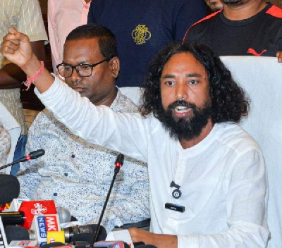 Dialogue with youth should not be limited to political discussions: Devendra Nath Mahto