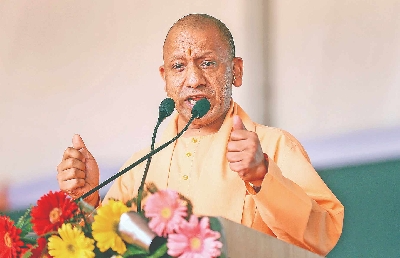 UP CM Yogi visits flood-affected Chitrakoot; distributes relief materials to 800 families